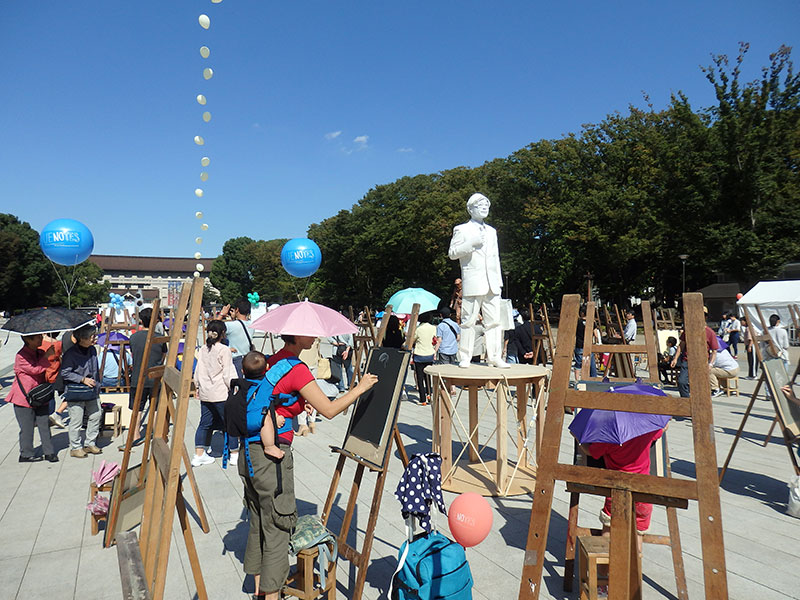 2018年実施の野外写生大会「スタチュー写生大会」より